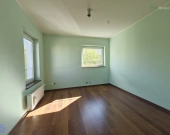 Cztery pokoje 87 m2 z garażem w otulinie lasu. | Zdjęcie 9