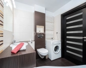 Mieszkanie z klimatyzacją - tylko 6 minut do Metra | Zdjęcie 5