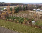 Blisko innych zabudowań a z drugiej strony las | Zdjęcie 2