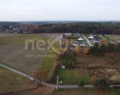 Blisko innych zabudowań a z drugiej strony las | Zdjęcie 1