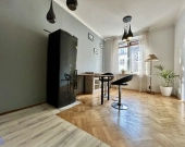 Słoneczne/3 przystanki-Rynek Główny/Garderoba | Zdjęcie 5