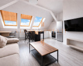 ZALANE SŁOŃCEM | ANTRESOLA | ZAMKNIĘTE OSIEDLE | Zdjęcie 1