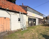 Nieruchomość z budynkami i garażami – potencjał | Zdjęcie 6