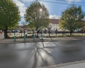 Dom vis a vis szkoły z ogromnym potencjałem | Zdjęcie 1