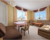 Przestronny dom dwurodzinny z trzema garażami | Zdjęcie 7