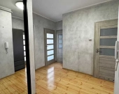 Mieszkanie trzypokojowe z balkonem w bloku z cegły | Zdjęcie 5