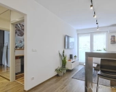 Ustawne trzy pokoje/balkon/garaż/komórka | Zdjęcie 2