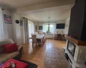 Dom na kształtnej działce z altaną i dużym ogrodem | Zdjęcie 1