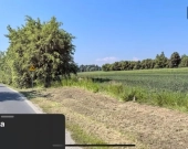 | Położenie na wzniesieniu | Media w sąsiedztwie | | Zdjęcie 1