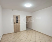 Dom vis a vis szkoły z ogromnym potencjałem | Zdjęcie 6