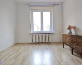 Gołonóg | Piwnica | Dobrze Skomunikowane | Jasne | | Zdjęcie 1