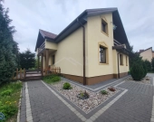 Dom na kształtnej działce z altaną i dużym ogrodem | Zdjęcie 5