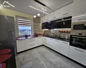 3 pokoje w wysokim standardzie w nowym budynku | Zdjęcie 2