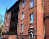 Budynek z dogodnym dojazdem, parkingiem. | Zdjęcie 8