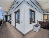 Trzy pokoje na strzeżonym osiedlu Villa Campina. | Zdjęcie 4