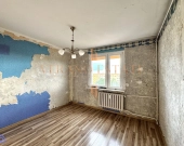 Do remontu | 63 m2 | 3 pokoje | Balkon i piwnica | Zdjęcie 4