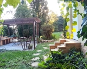 Ciekawy,z piwnicami,do wykończenia | Zdjęcie 4