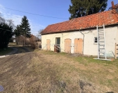 Nieruchomość z budynkami i garażami – potencjał | Zdjęcie 4