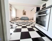 2pok, 44met, Okolice Strachocińskiej OGRÓD/PARKING/2013 (Wrocław) | Zdjęcie 2