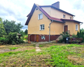 Siedlisko z domem i budynkami – 1,5 ha ziemi. | Zdjęcie 2