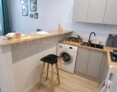 Okazja !!! kawalerka w kamienicy - blisko UM | Zdjęcie 4