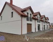 Nowoczesny dom w zabudowie szeregowej | Zdjęcie 4