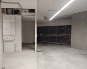 3pok, 95met, Sky Tower KOMÓRKA/GARAŻ/WINDA/2013 (Wrocław) | Zdjęcie 4