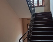 Budynek z dogodnym dojazdem, parkingiem. | Zdjęcie 3