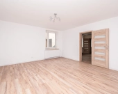 Dwupokojowe mieszkanie na parterze. | Zdjęcie 1