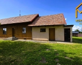 Widokowa działka z drewnianym domem blisko Tarnowa | Zdjęcie 6