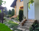 Ciekawy,z piwnicami,do wykończenia | Zdjęcie 5