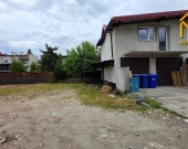 Działka z WZ i budynkiem gospodarczym w dzielnicy | Zdjęcie 1