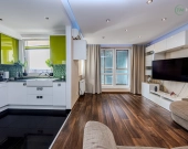 Trzy pokoje na strzeżonym osiedlu Villa Campina. | Zdjęcie 1