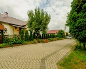 Dom z zadbaną działką w Krynkach | Zdjęcie 2