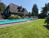 Ustronna Willa z basenem w środku miasta | Zdjęcie 3