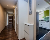 Trzy pokoje na strzeżonym osiedlu Villa Campina. | Zdjęcie 8