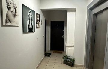 Zdjęcie główne ogłoszenia Syndyk sprzeda ½ udziału w nieruchomości lokalowej