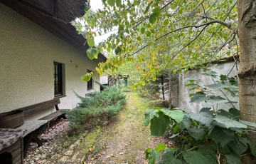 Zdjęcie główne ogłoszenia Syndyk sprzeda udział ½ w nieruchomości zabudowanej