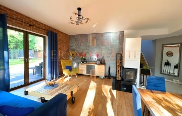 Zdjęcie główne ogłoszenia Przestronny dom z ogrodem – idealny dla rodziny!