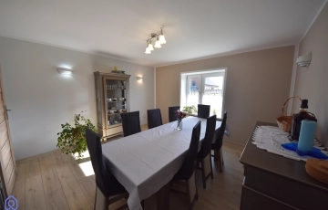 Zdjęcie główne ogłoszenia Na sprzedaż funkcjonalny dom po remoncie – Błachów