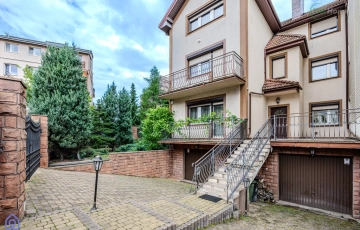 Zdjęcie główne ogłoszenia Targówek, dom mieszkalny, usługowy lub inwestycja.