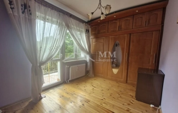 Zdjęcie główne ogłoszenia 🏡 Na sprzedaż: połowa domu – całe piętro + garaż!