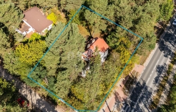 Zdjęcie główne ogłoszenia Duża działka ze starodrzewiem i domem w Józefowie