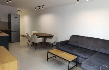 Zdjęcie główne ogłoszenia 3-pokojowy apartament na os.Radosnym w Gliwicach