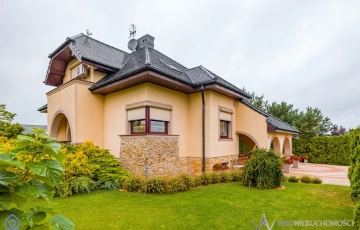 Zdjęcie główne ogłoszenia Komfortowy dom z pięknym ogrodem 12km od Wrocławia