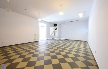 Zdjęcie główne ogłoszenia Lokal handlowo-usługowy 135 mkw, Górczyn