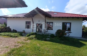 Zdjęcie główne ogłoszenia Duży dom do zamieszkania