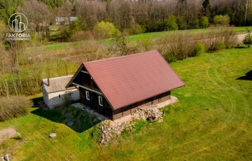 Zdjęcie główne ogłoszenia Działka z domem we wsi Okopy