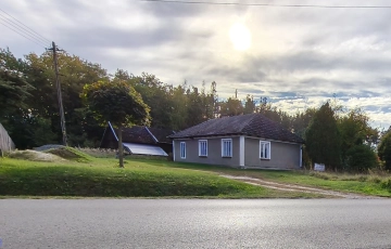Zdjęcie główne ogłoszenia Dom w zielonej i spokojnej miejscowości