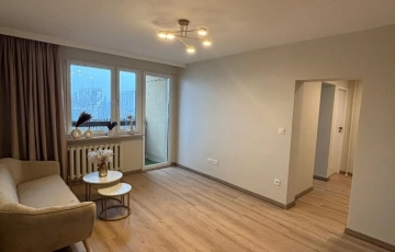 Zdjęcie główne ogłoszenia Rozkładowe,odnowione 2 pok. mieszkania w Opolu